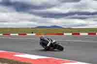 cadwell-no-limits-trackday;cadwell-park;cadwell-park-photographs;cadwell-trackday-photographs;enduro-digital-images;event-digital-images;eventdigitalimages;navarra;no-limits-trackdays;peter-wileman-photography;racing-digital-images;trackday-digital-images;trackday-photos